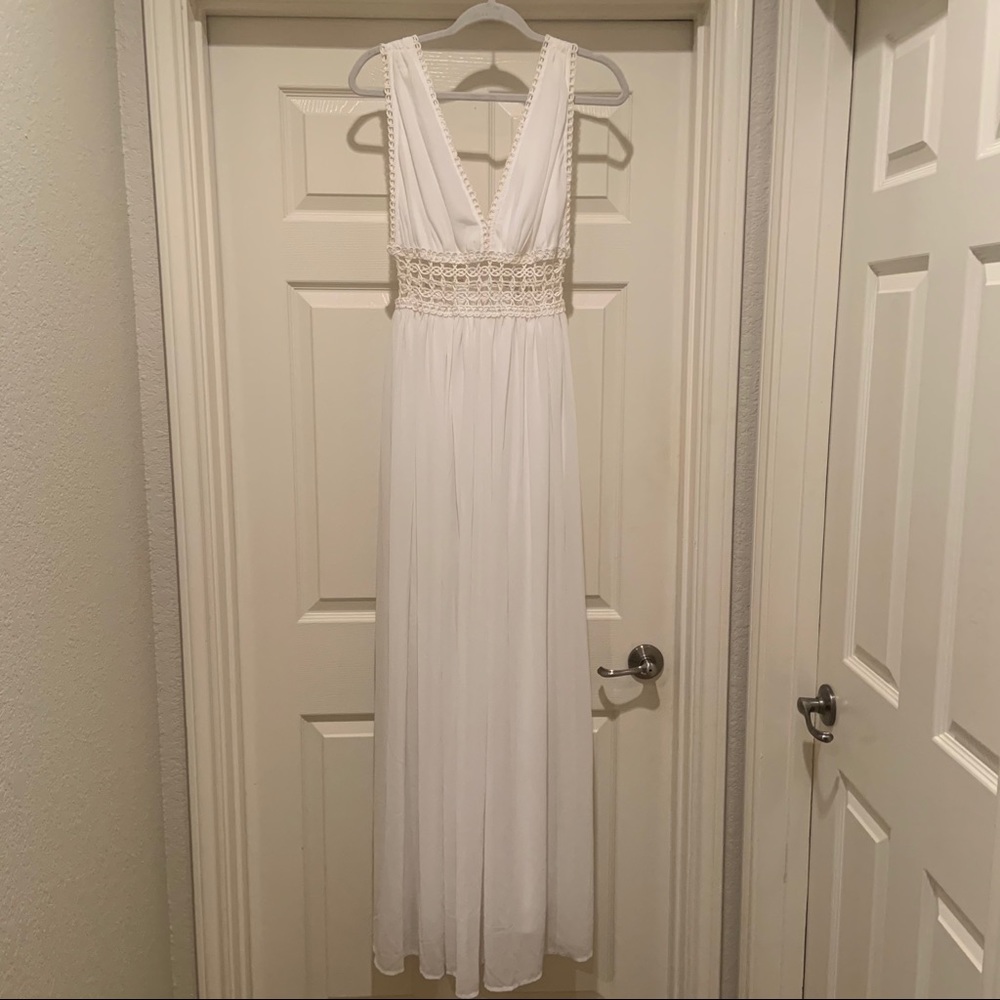 White maxi dress